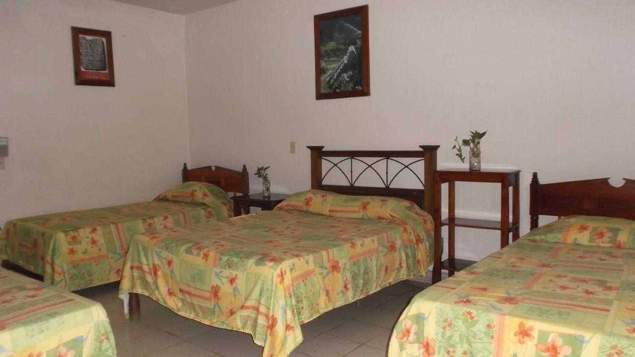 Hotel Canek Palenque Kültér fotó